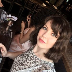 Meet your Posher, Rebecca